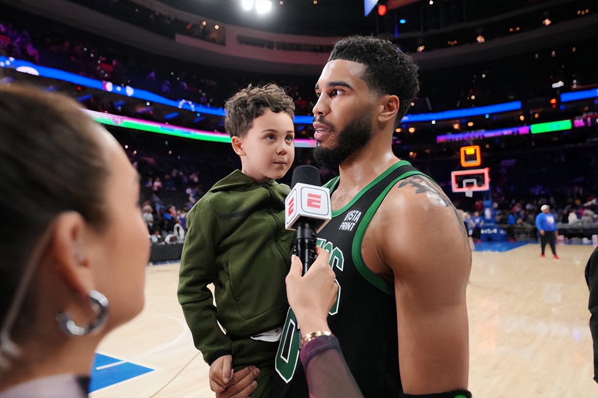 关于鲁克-沃顿佛罗里达战胜凯尔特人，约翰逊展现领袖气质的信息